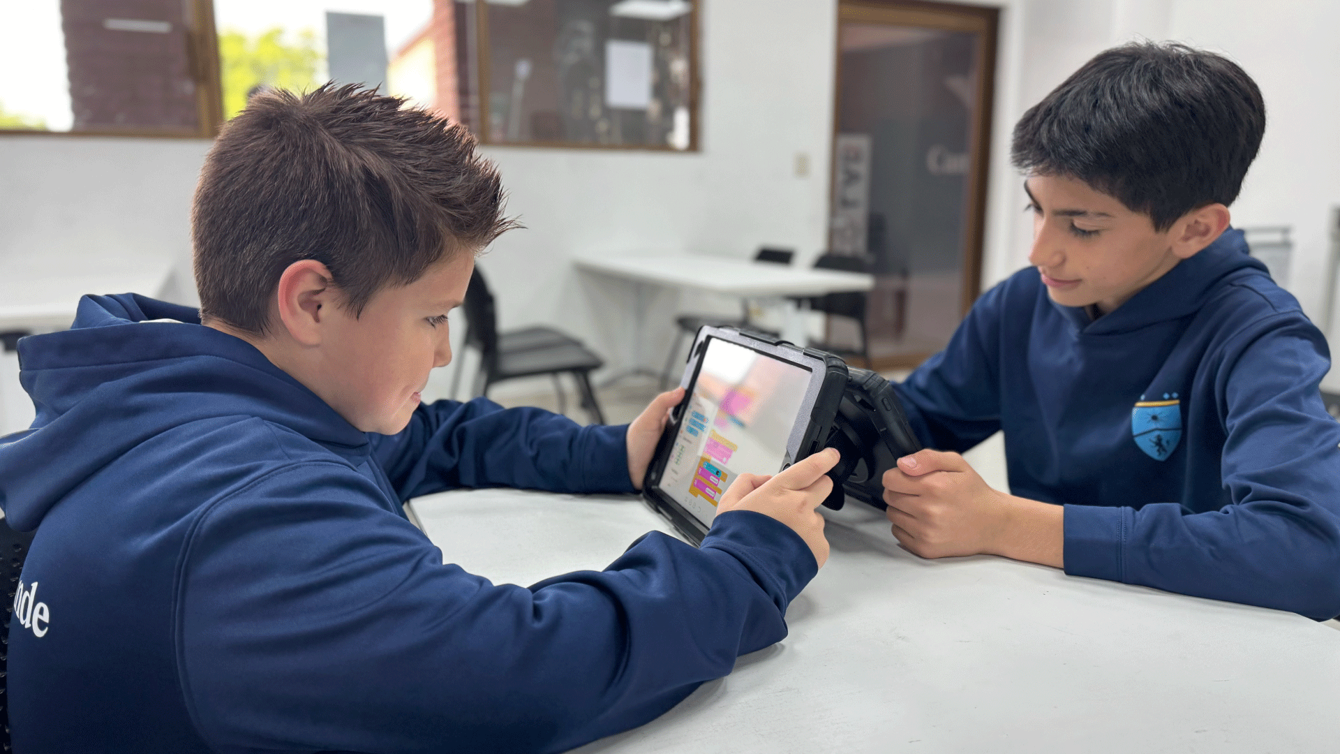 El chip tecnológico de nuestros hijos